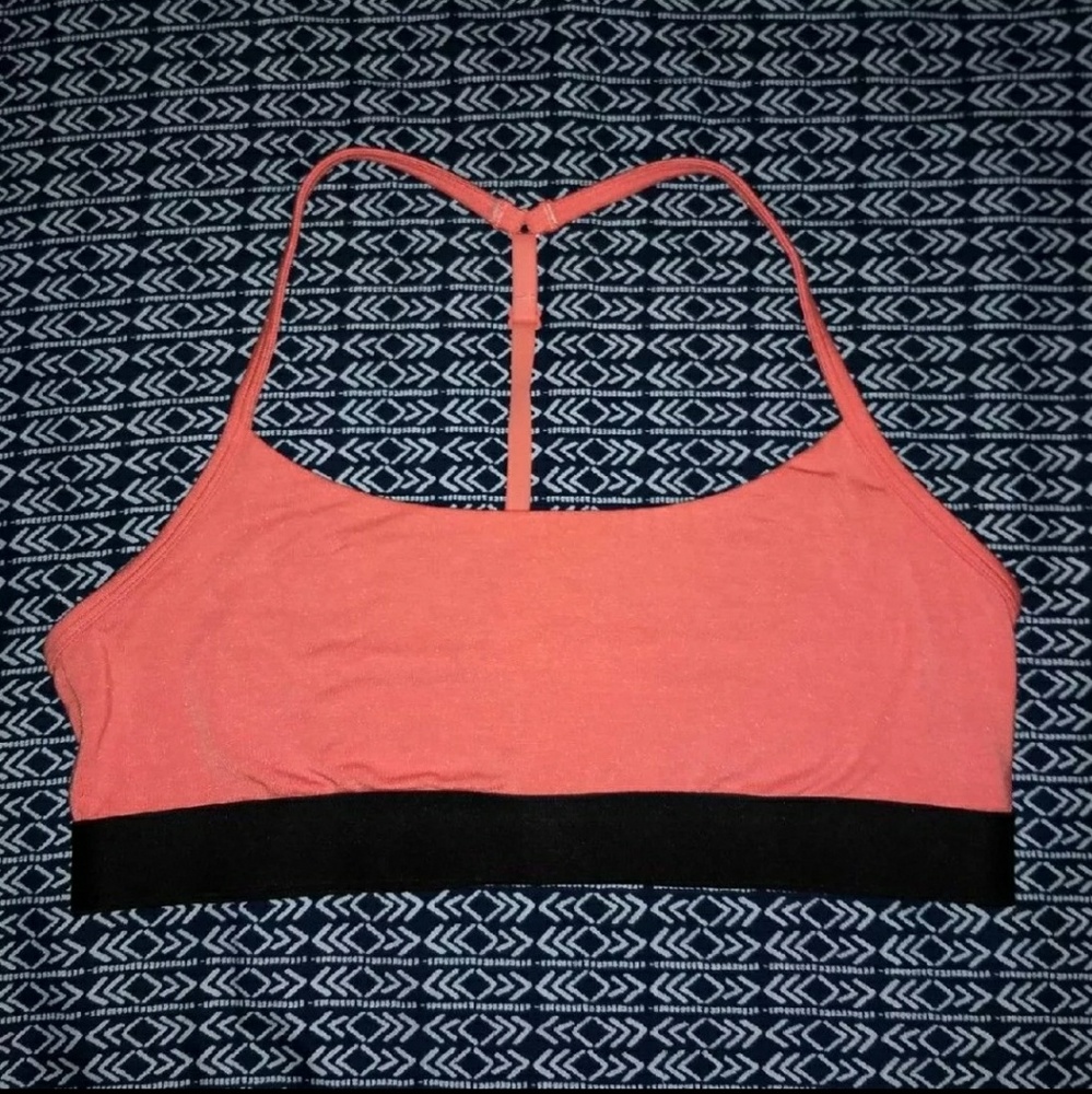 Sporty bralette